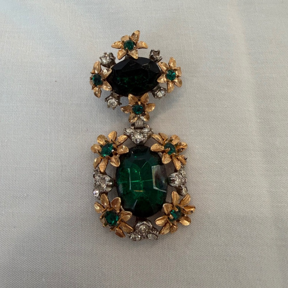 Vintage Emerald Green Rhinestone Articulated Floral Drop Brooch Gold Silver Tone